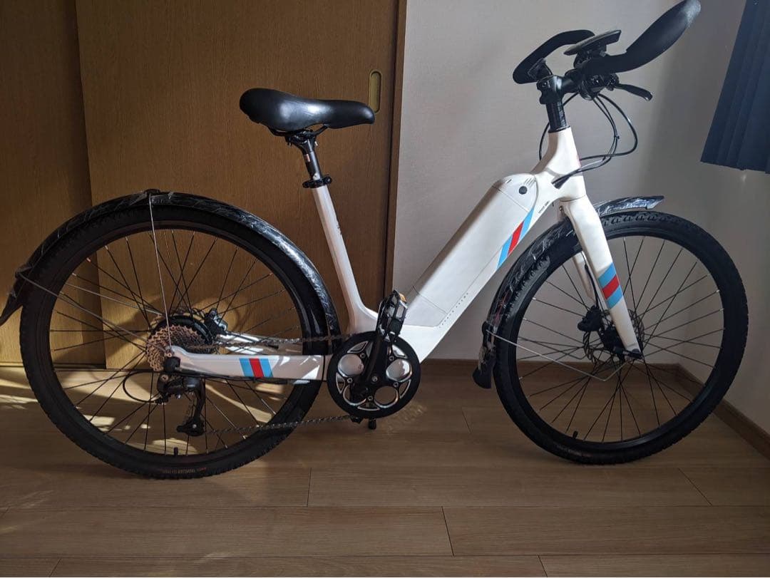 電動アシスト自転車 ホワイト 26インチ