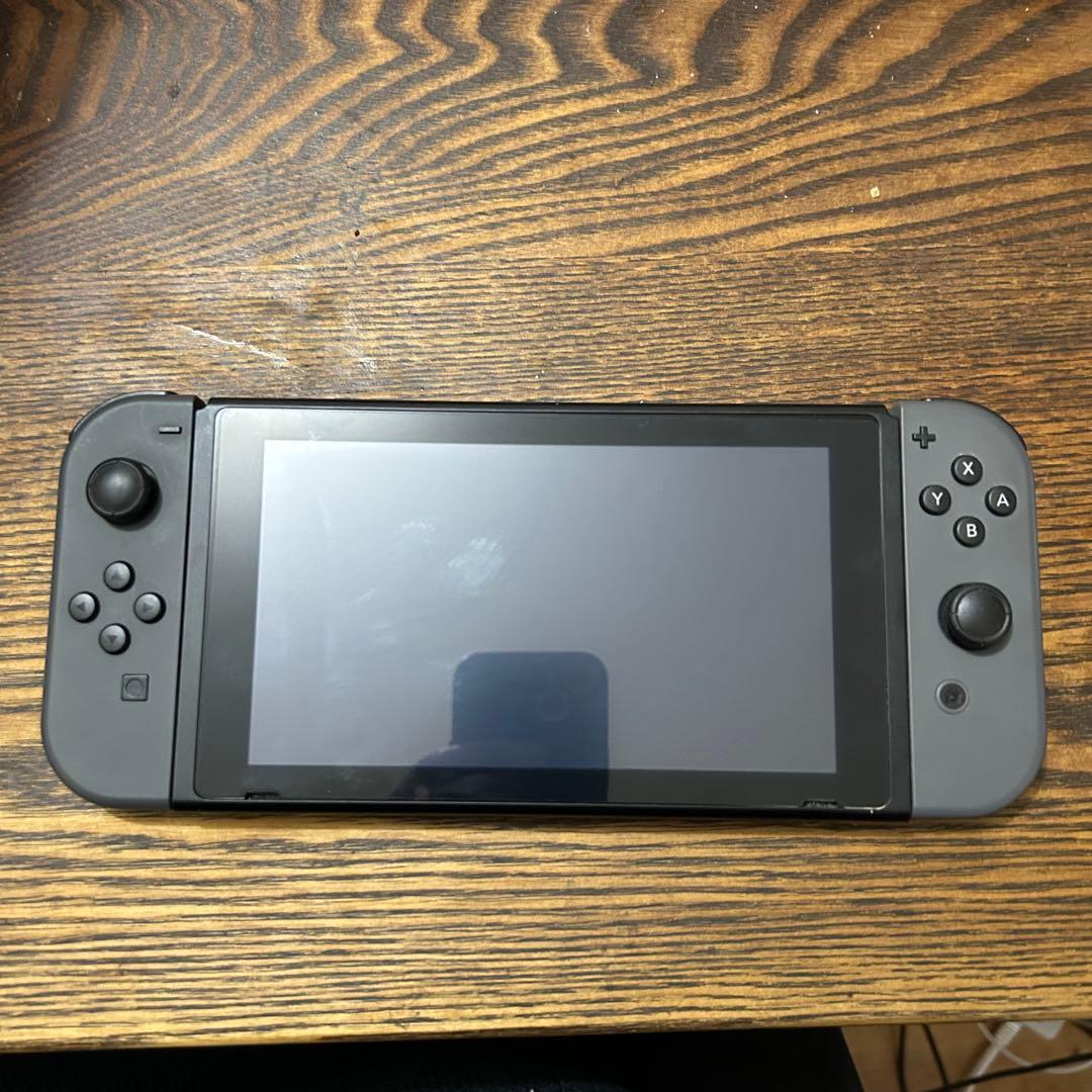 美品　Nintendo Switch 本体　付属品完備　使用少バッテリー強化版