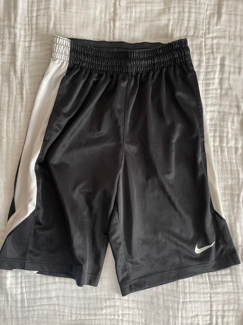 トレーニングウェアセット　NIKE forever21