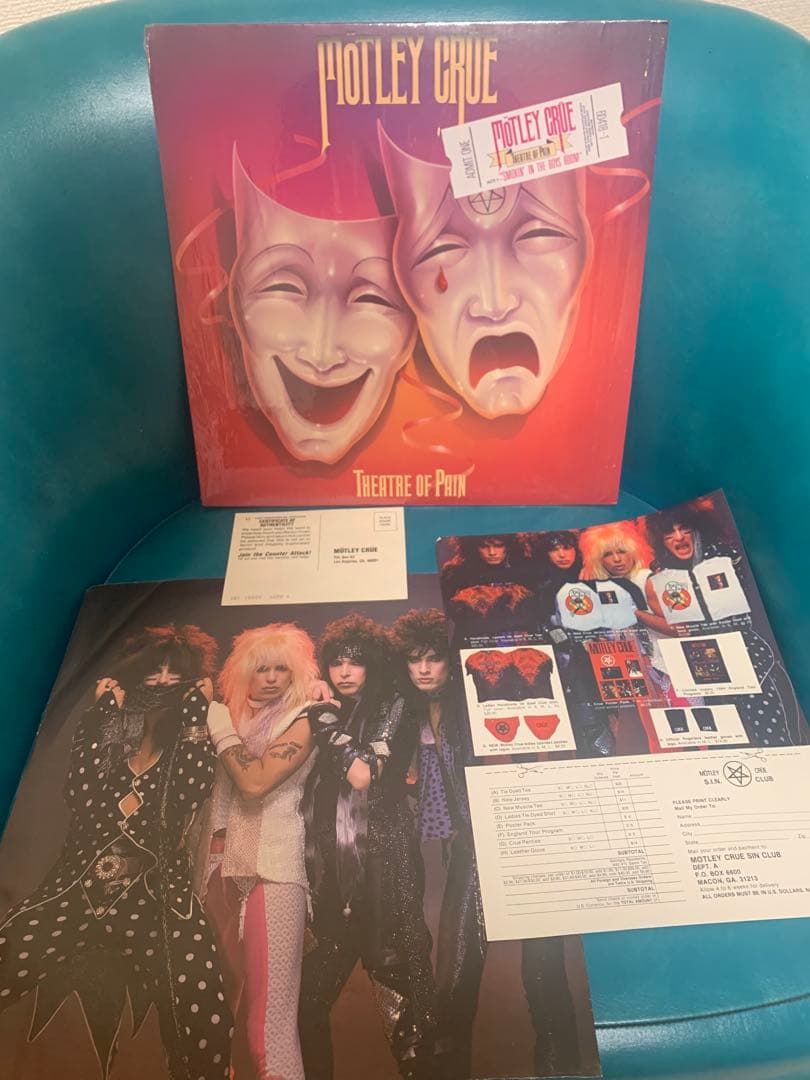 Mötley Crüe Theatre of Pain レコード