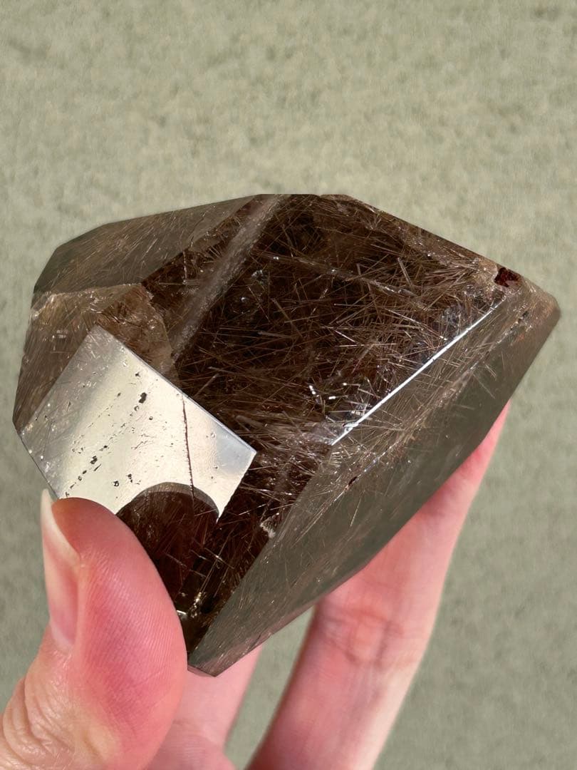 煙水晶 ルチル 六角柱 濃密　ルチルクォーツ