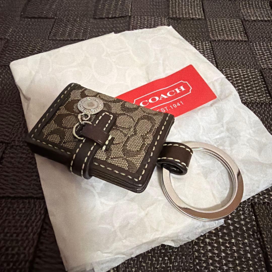 未使用　coach コーチ　キーリング　シグネチャー　ユニセックス