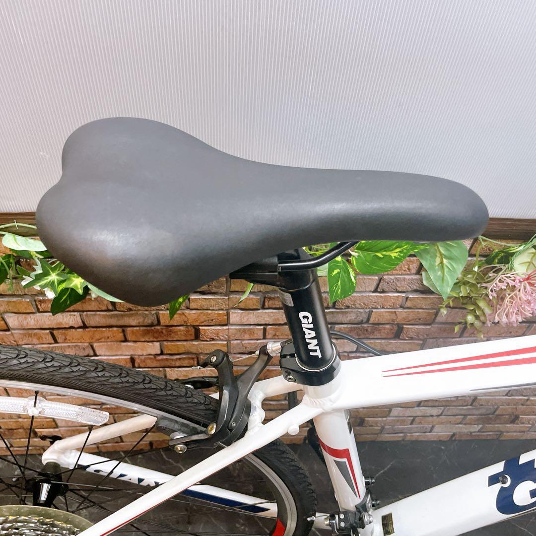 【18】ロードバイク スポーツ車 GIANT DEFY ホワイト SORA