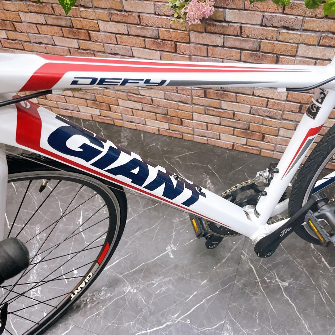 【18】ロードバイク スポーツ車 GIANT DEFY ホワイト SORA