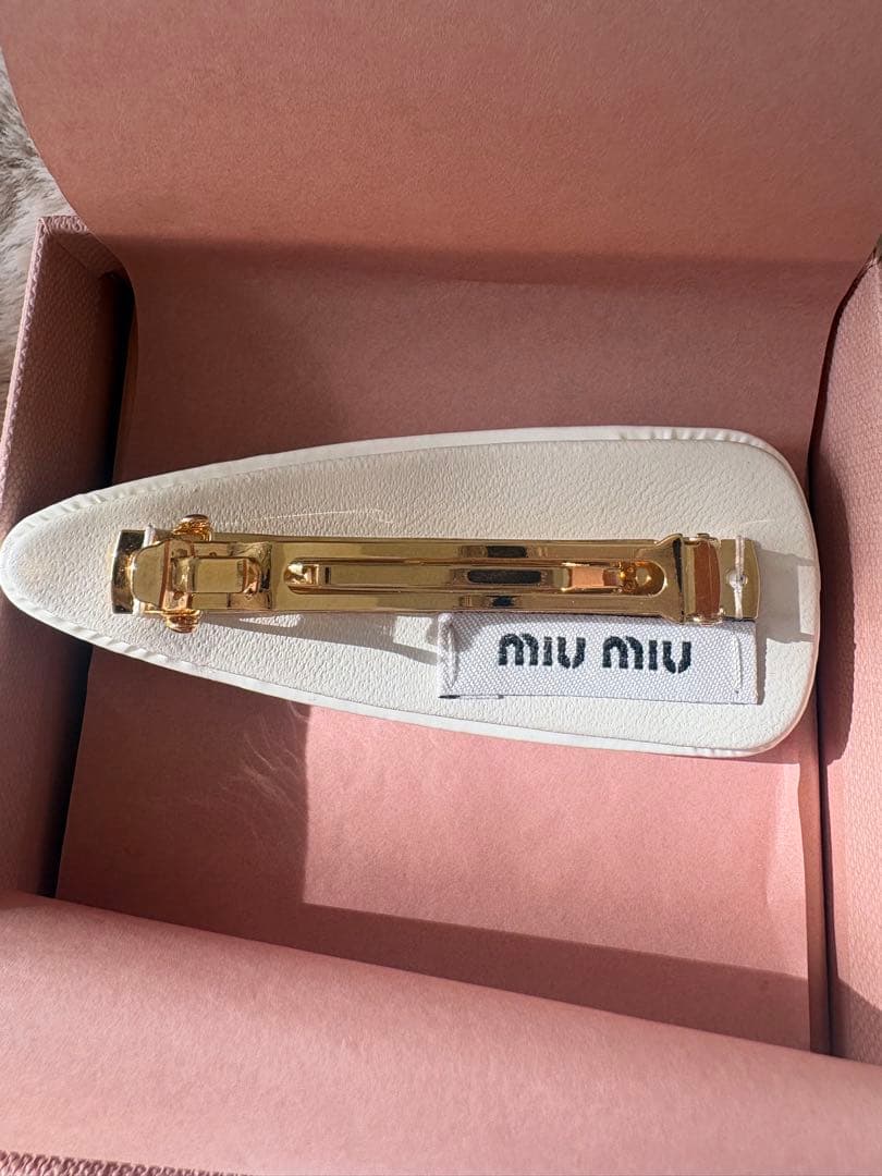 miu miu ヘアピン