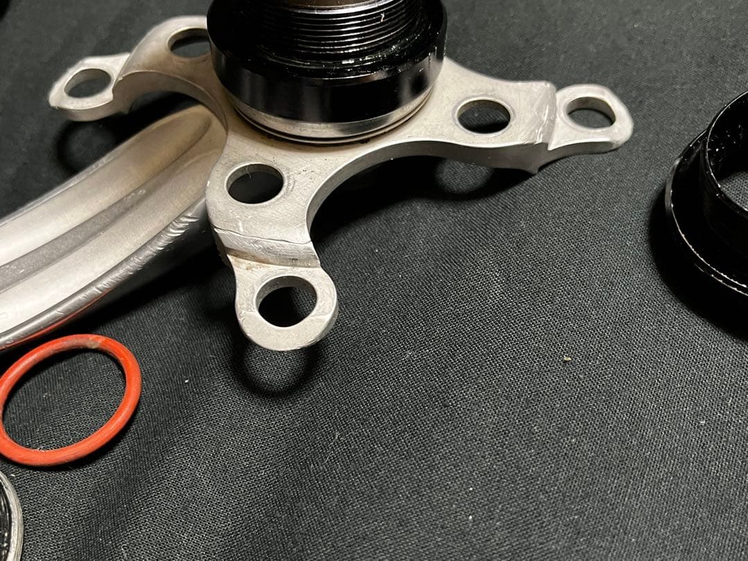 貴重 Extralite社 E-Bones 軽量クランク 生産終了 小径車等に