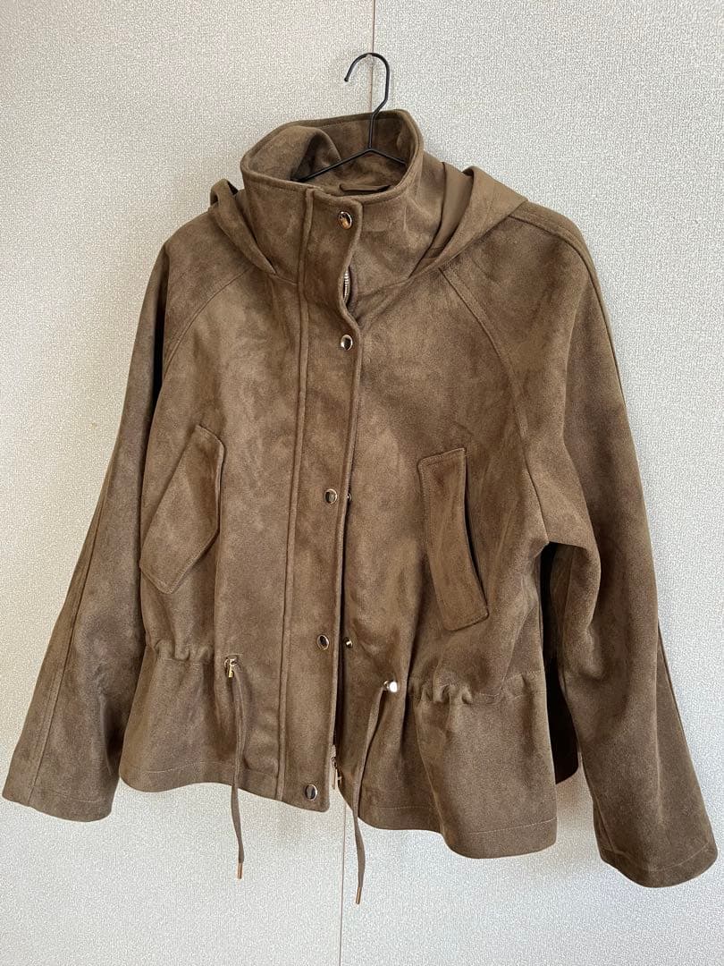 ZARA ブラウンスエードフードジャケット レディース