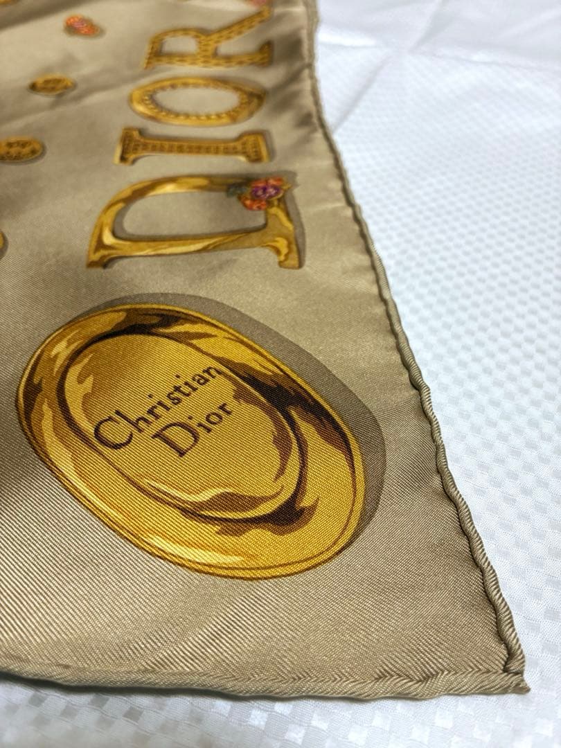Christian Dior シルクスカーフ　ベージュ金　ヴィンテージ　タグなし