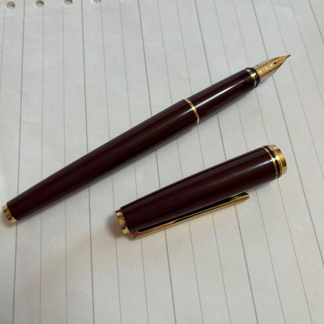 PILOT パイロット　万年筆　18kペン先
