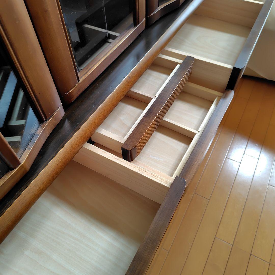 木製ディスプレイキャビネット　食器棚　木製品　大容量