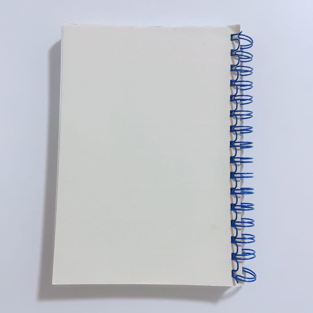 【洋書】エアリアルフープ　エアリアルリング　テキスト　本　約300ページ