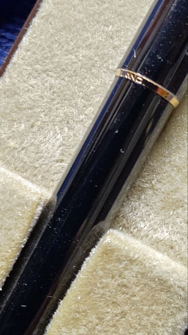 Mont Blanc ハンマートリガー式黒ボールペン 極美品