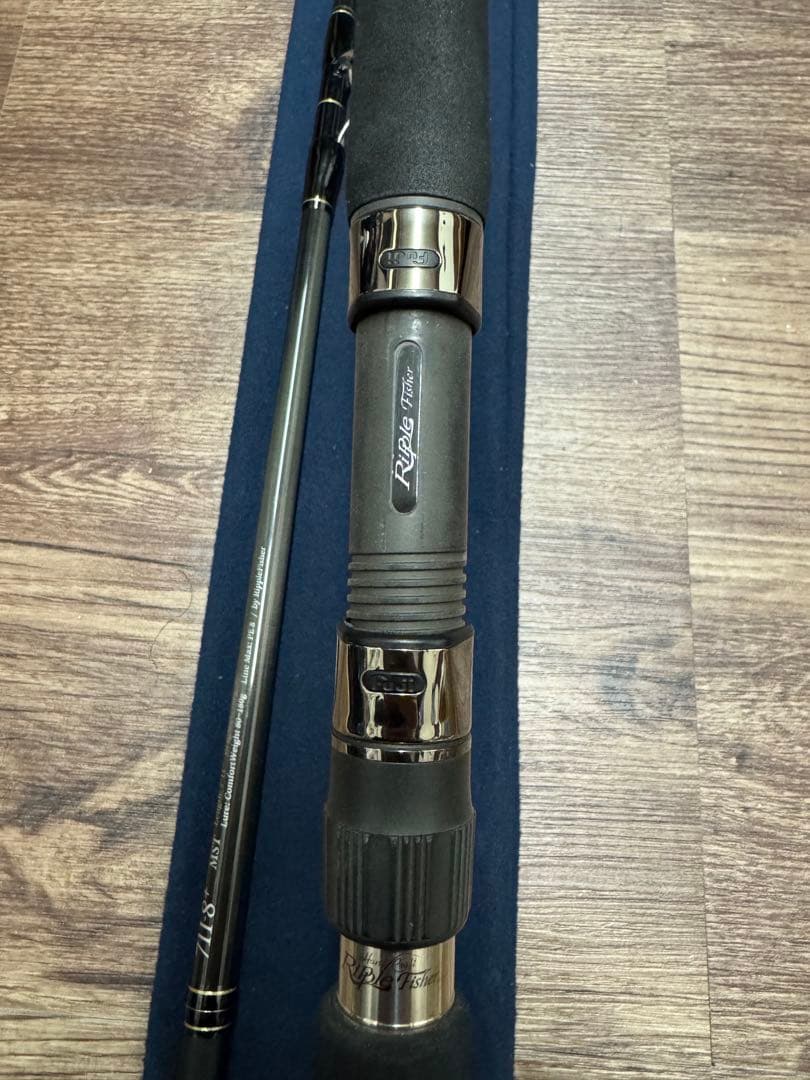 リップルフィッシャー アクイラ 711-8＋ MST