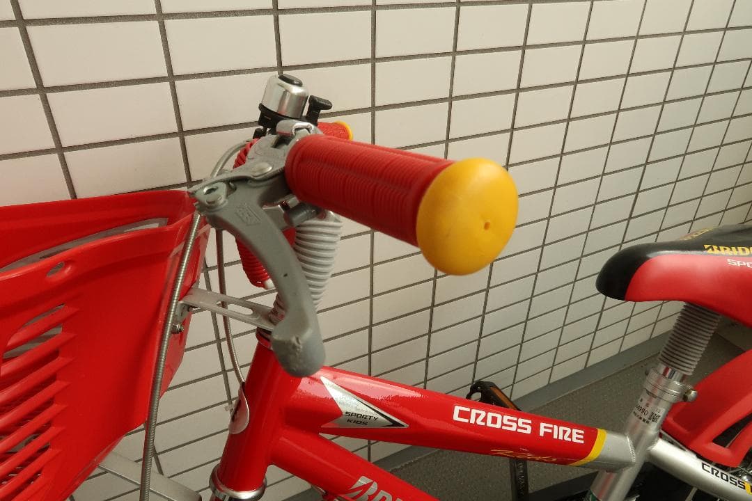 【ジャ⭐️】ブリヂストン クロスファイヤーキッズ 18型 レッド/シルバー