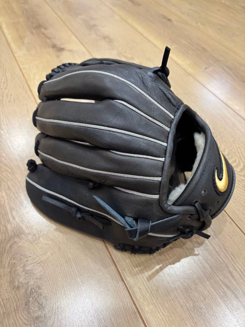 NIKE一般硬式内野手グローブ！廃盤品！高校野球対応品！ほぼ新品！