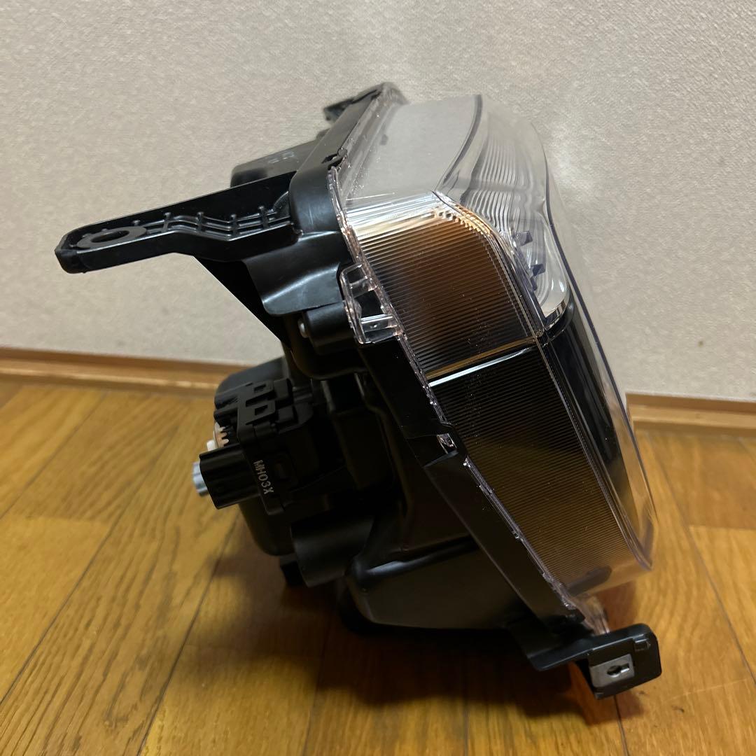 ホンダ Nワゴン N-WGN JH3 JH4 純正LED右 ヘッドライト
