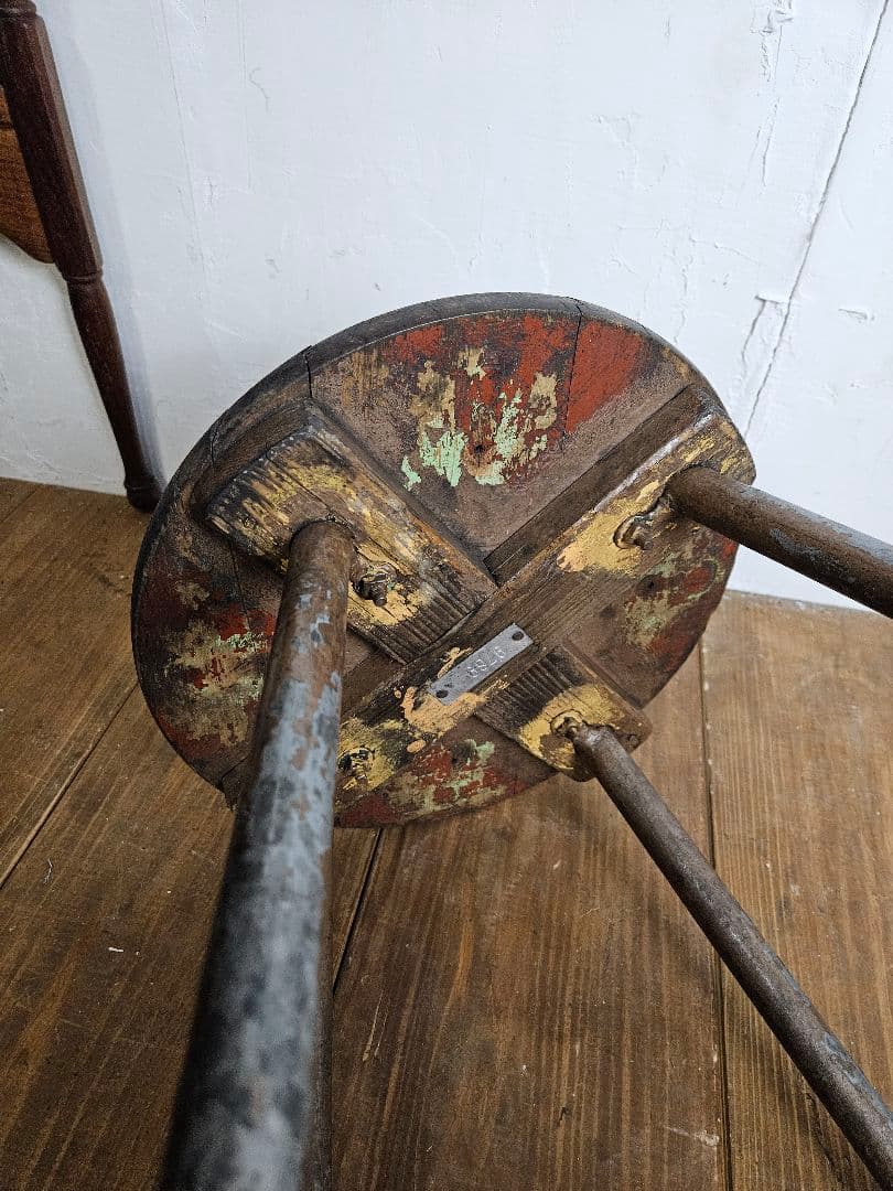 France vintage インダストリアル スツール アイアン 鉄脚 丸椅子