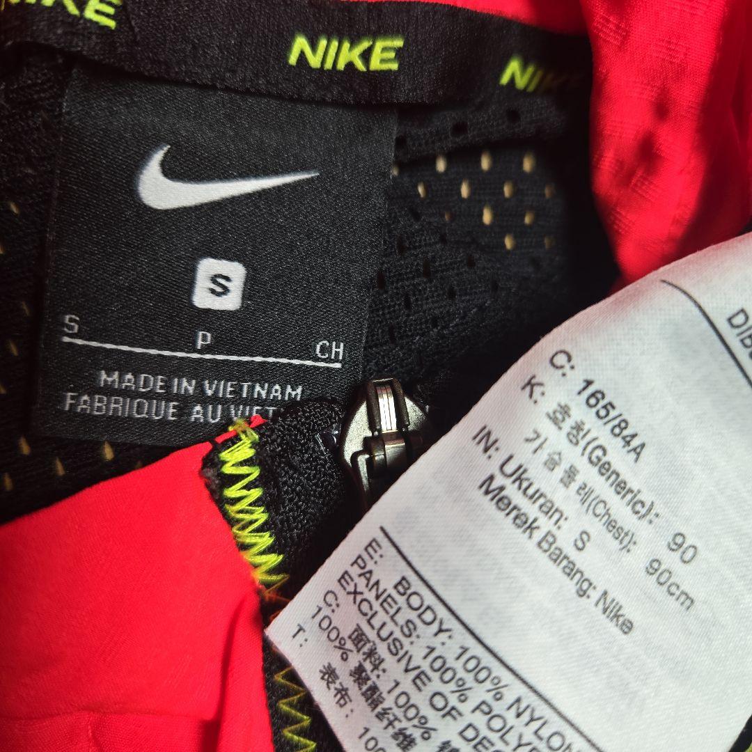 美品　NIKE　ウィンドブレーカー　S　半袖　フード　ハーフジップ　ナイロン