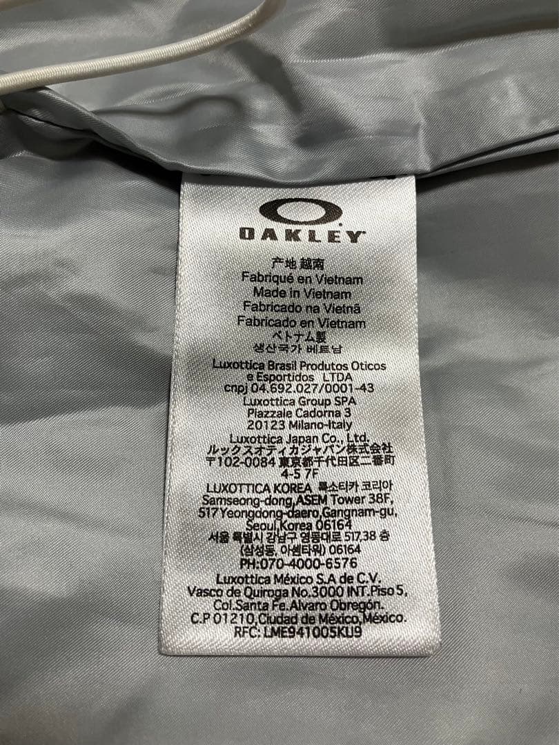 オークリー 2WAY performance fit フーディー ジャケット