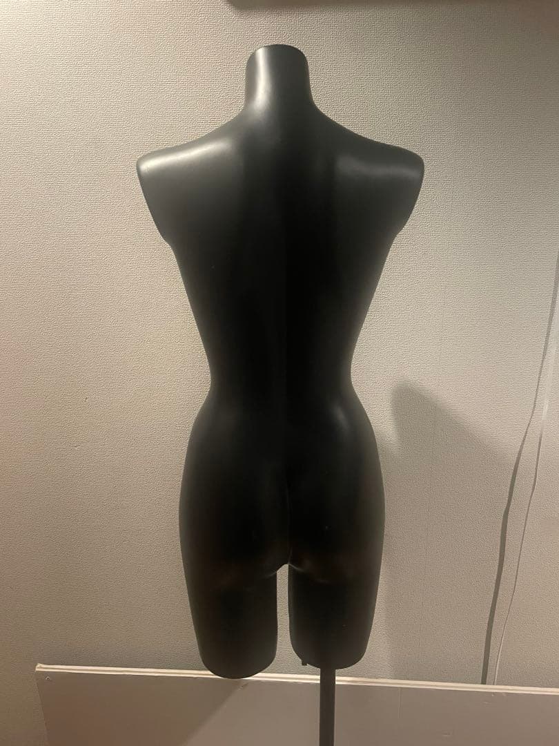 黒の女性用トルソー⑥