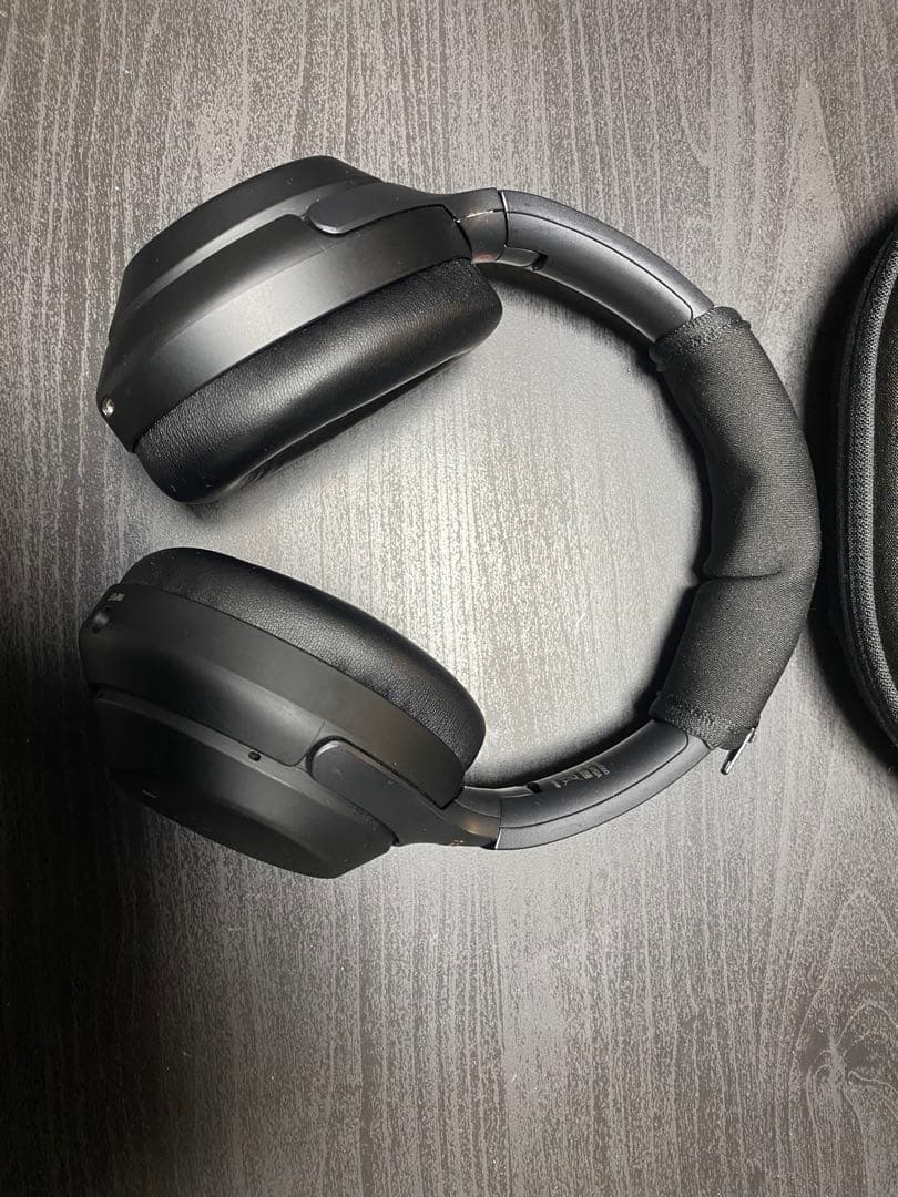 【イヤーパッド交換済】SONY ワイヤレスヘッドフォン　wh-1000xm3