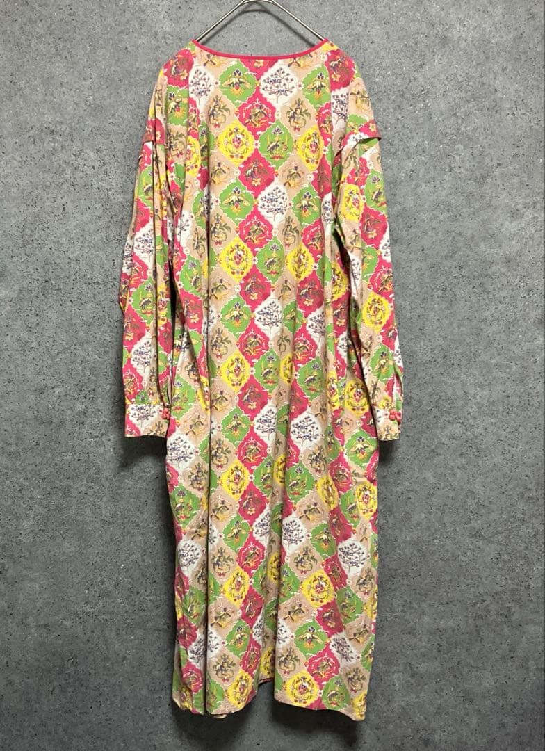 I am I Dinosaur in flower オーバーチャイナワンピース