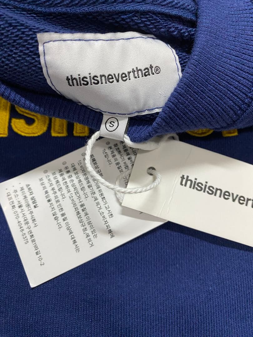 thisisneverthat® ネイビー ロゴフードパーカー S 翌日発送
