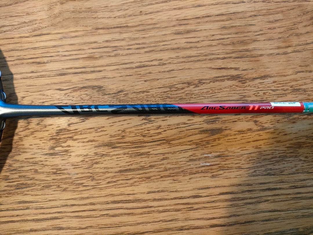 【美品】Yonex アークセイバー11 Pro バドミントンラケット