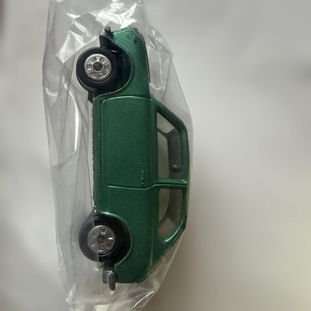 トミカ SUBARU R2 黒箱