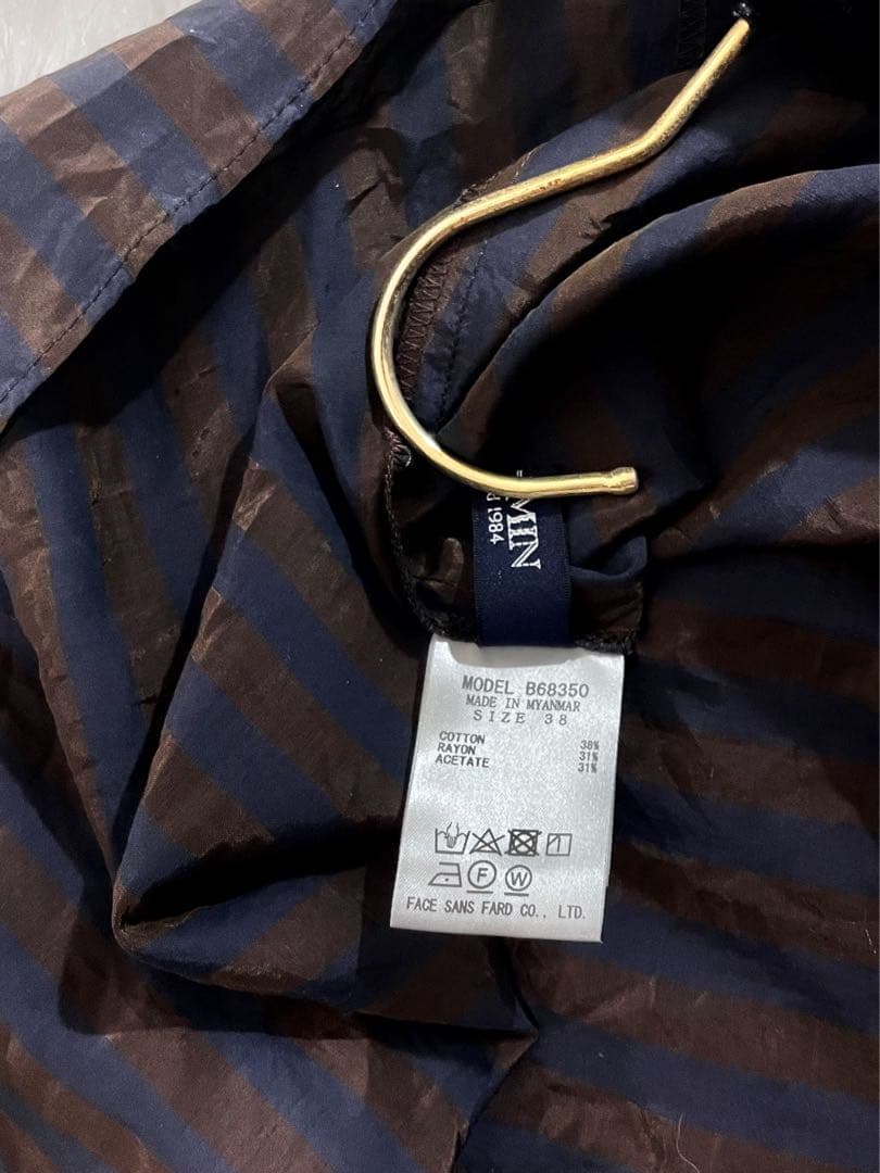 美品BRAHMINストライプ柄セーラー襟シャツワンピース袖ゴールドボタンロング丈