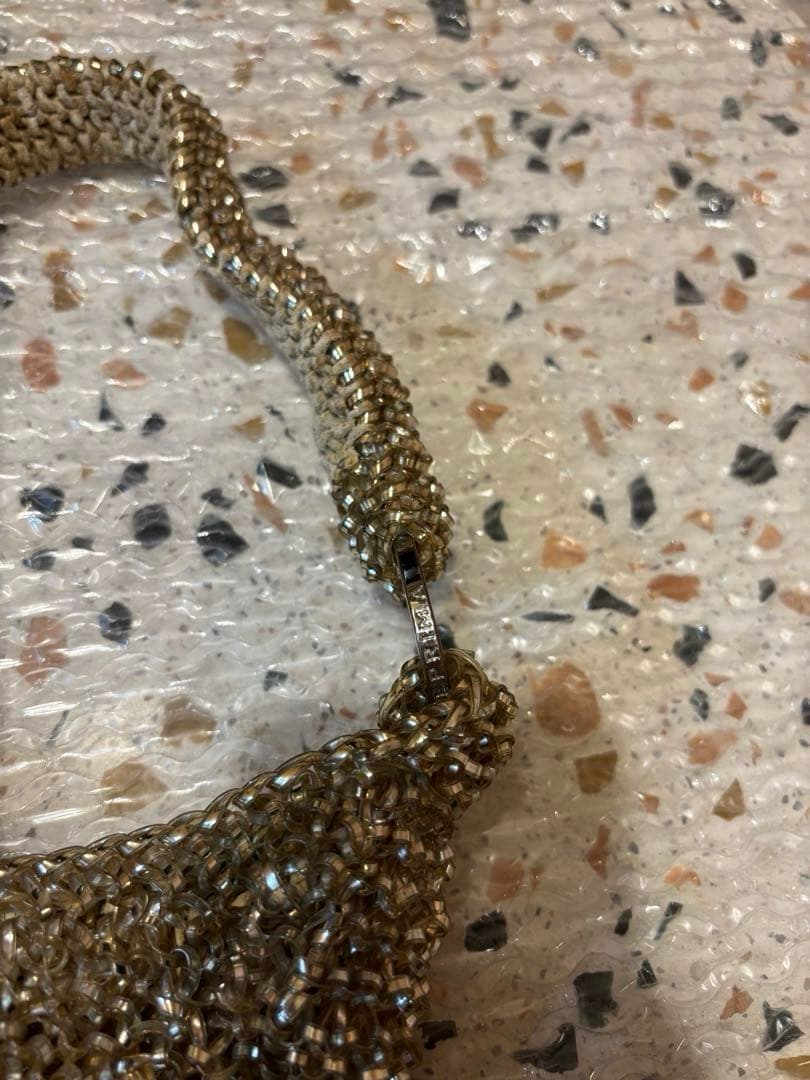 ANTEPRIMA ゴールド ショルダーバック　バタフライモチーフアクセサリー
