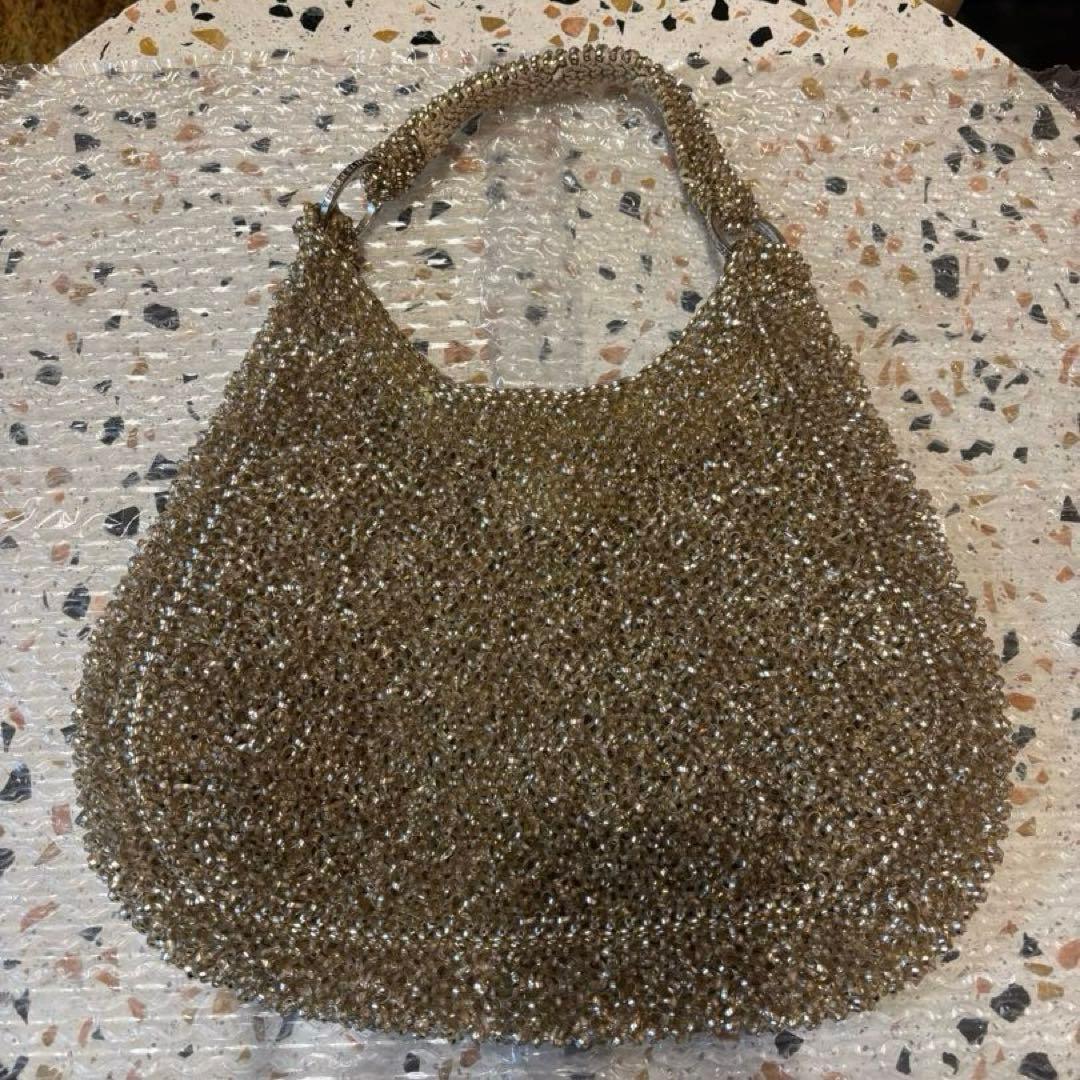 ANTEPRIMA ゴールド ショルダーバック　バタフライモチーフアクセサリー