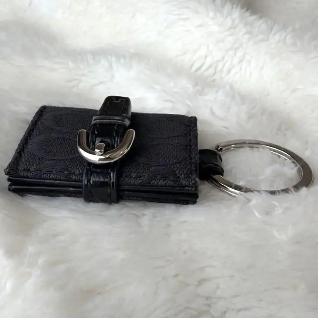 小物 COACH Signature PictureFrame Charm Black