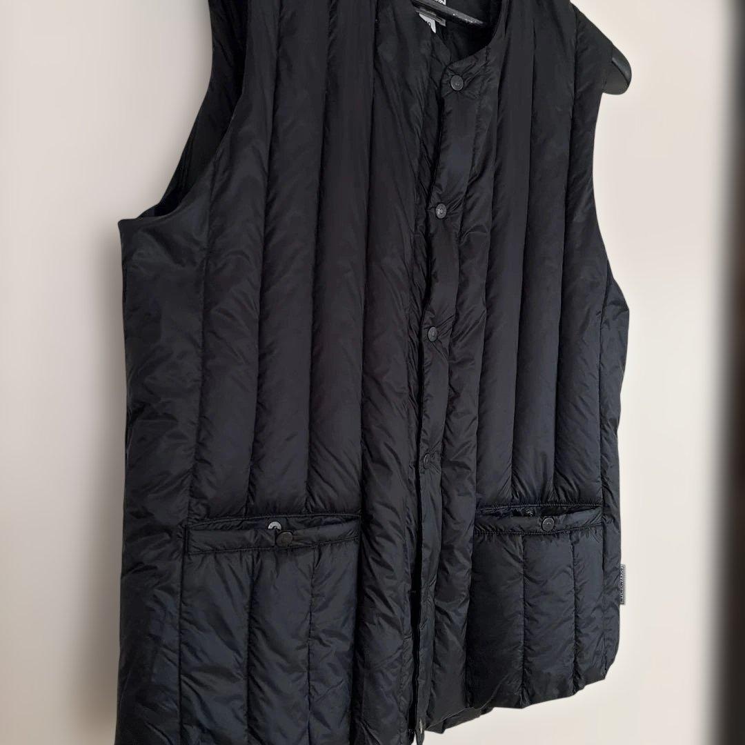 美品ROCKY MOUNTAIN FEATHERBED ダウンベスト ブラック