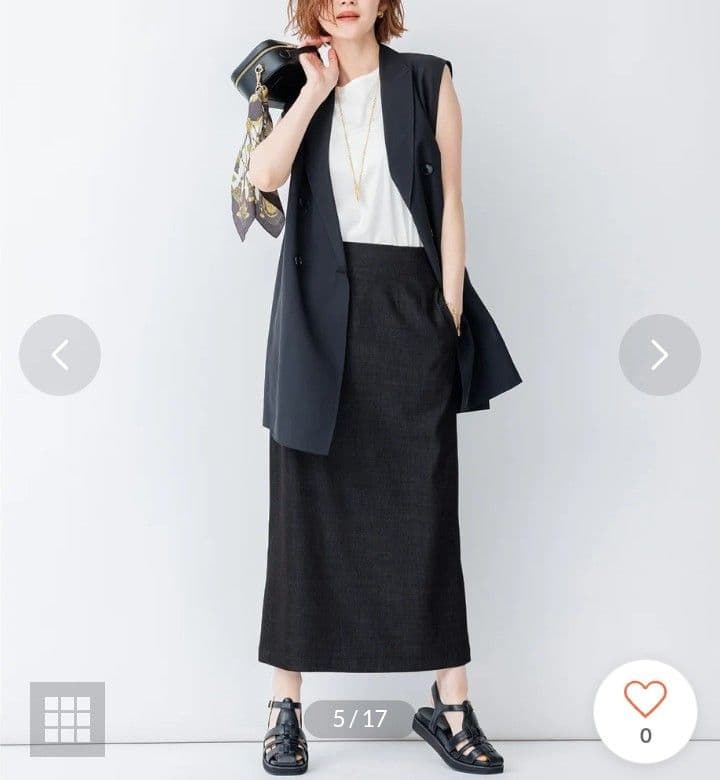 美品 23区 大きいサイズ 44 定価3万3千 シアー ロングジレ サイドベルト