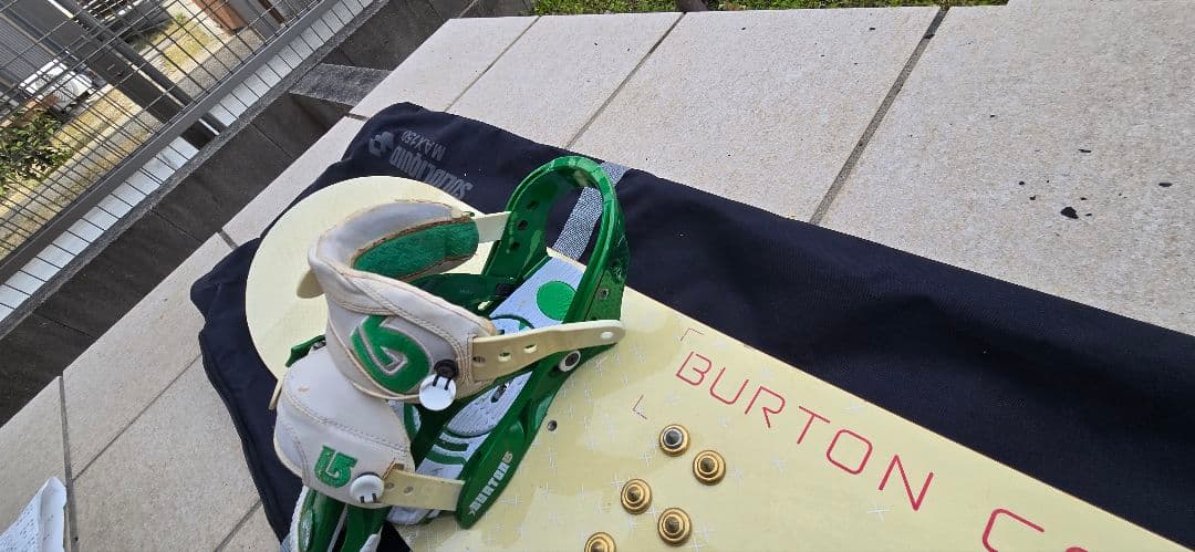 Burton CSTM スノーボード ビンディング付き