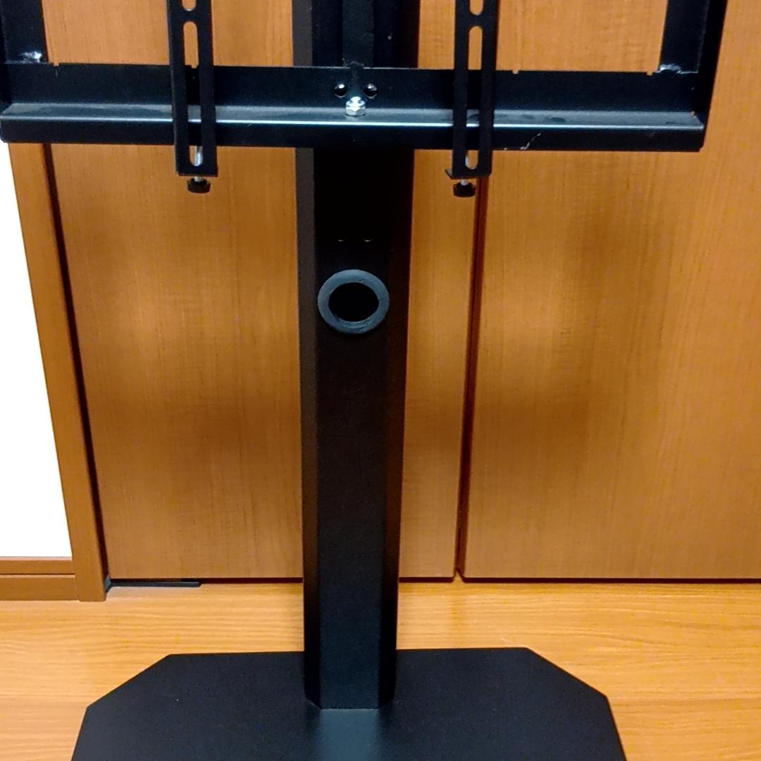 ニトリ　壁寄せテレビスタンド　ヘキBK
