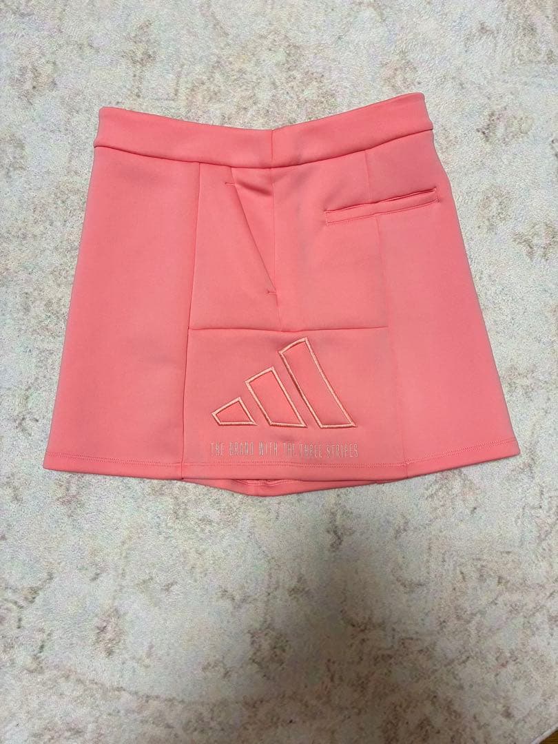 新品L【3点セット】アディダス ダンボールニット ピンクセットアップ 白キャップ