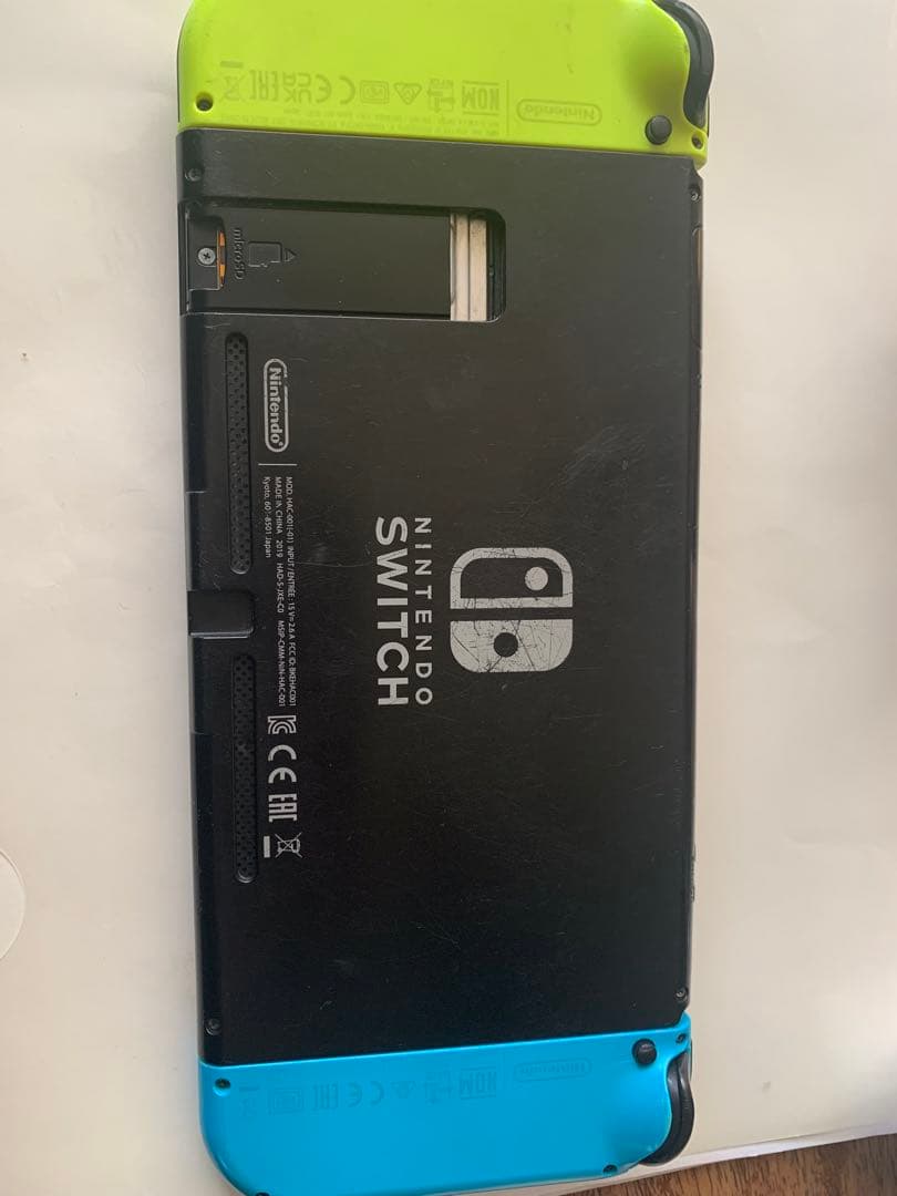 Nintendo Switch 本体のみ青/緑+ゲームソフトケース