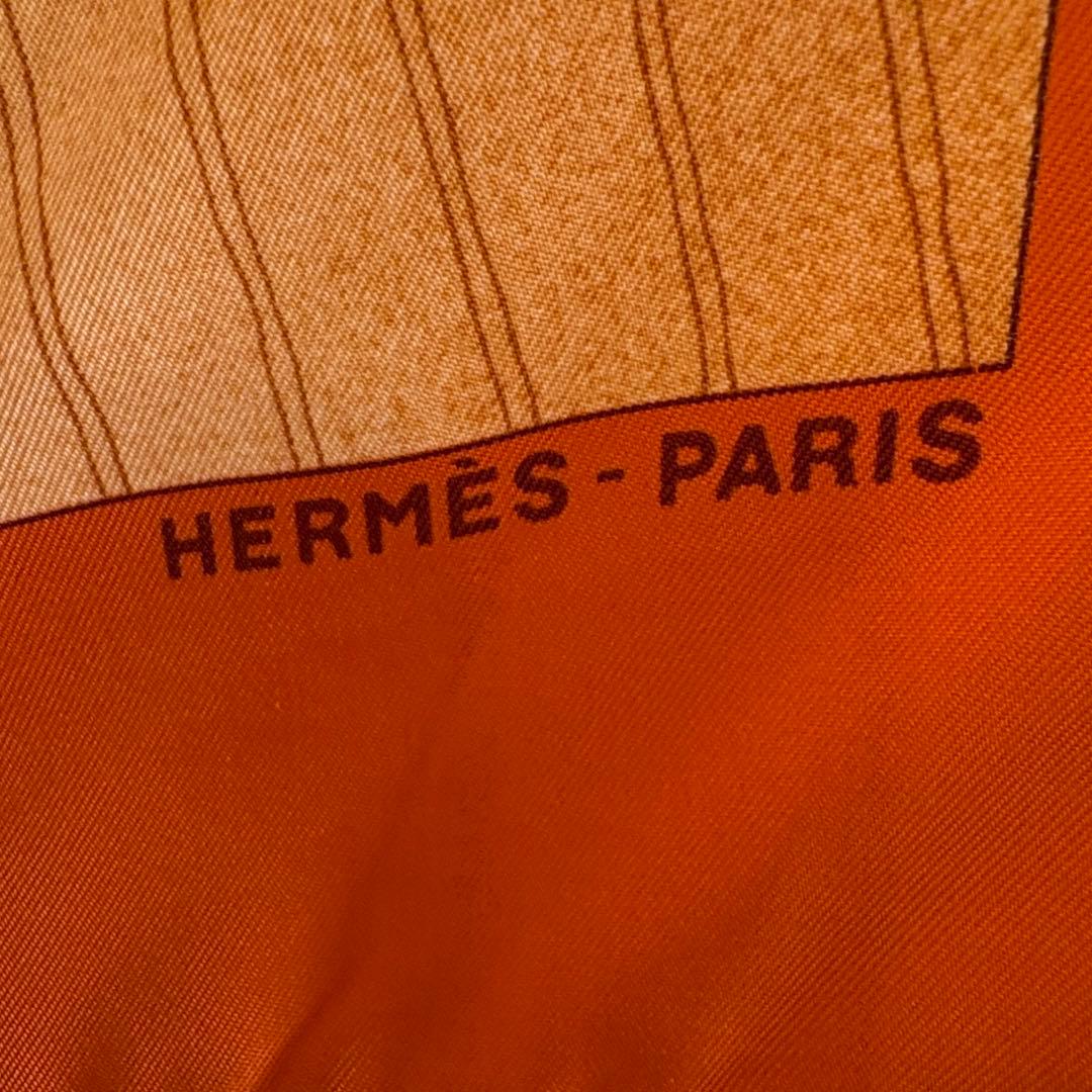【HERMÈS】エルメス スカーフ カレ90 追い風 ヨット柄 オレンジ系