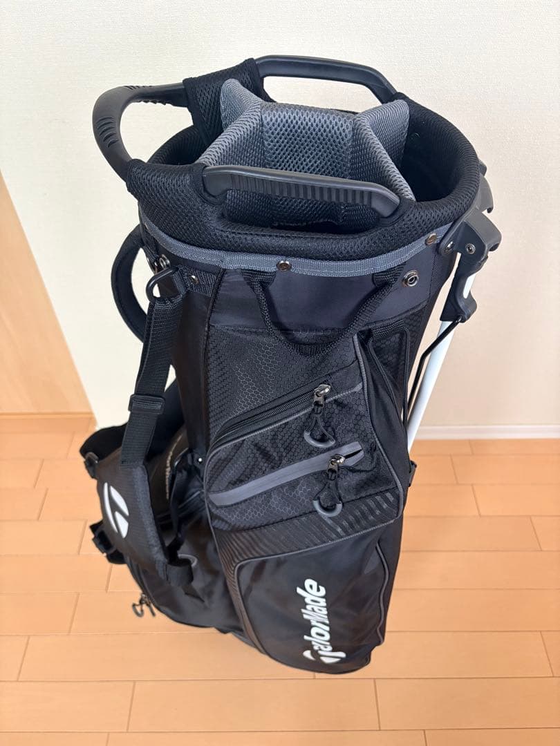 TaylorMade キャディバッグ スタンド付き