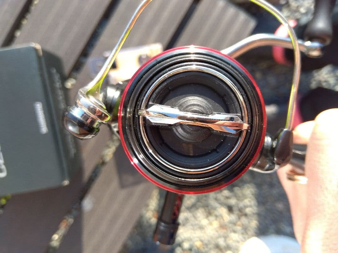 お買い得SHIMANO VANFORD C2500SHG スピニングリール