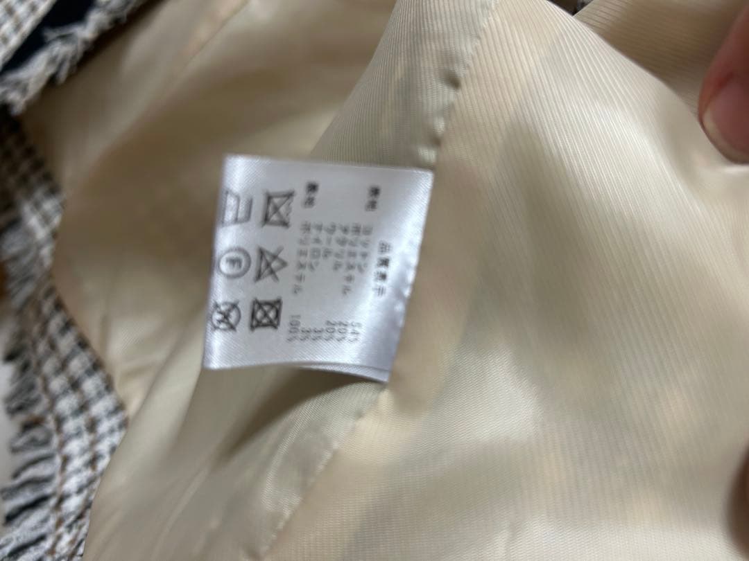 【美品】na.e ナエ　ツイードベスト　アイボリー　入卒式にも使えます！