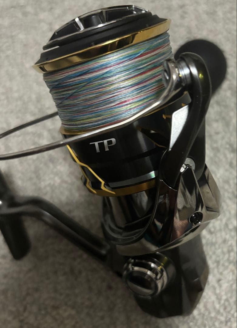 【美品】シマノ 20ツインパワー C5000XG TWIN POWER