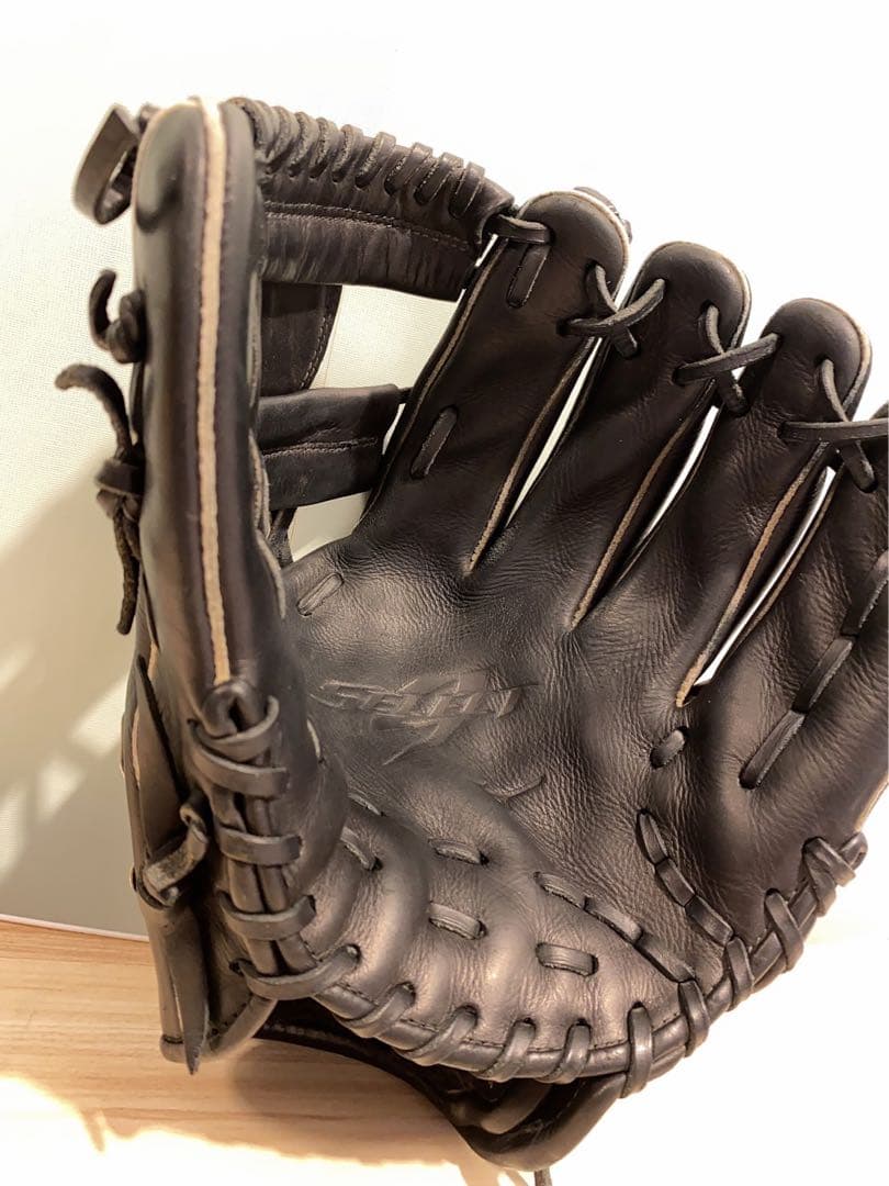 Mizuno ブラック 野球グローブ