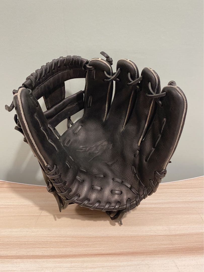Mizuno ブラック 野球グローブ