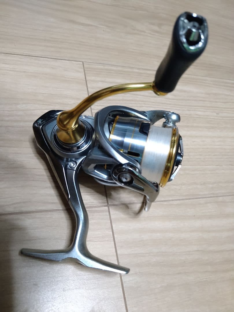 DAIWA　フリームス　LT2000S-XH