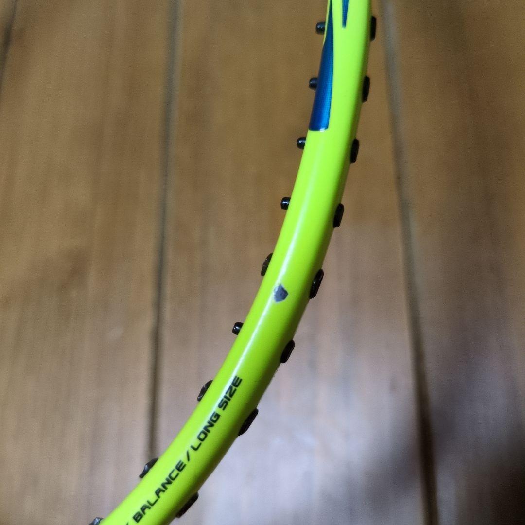 バドミントンラケット 2本セット(ヒビあり)