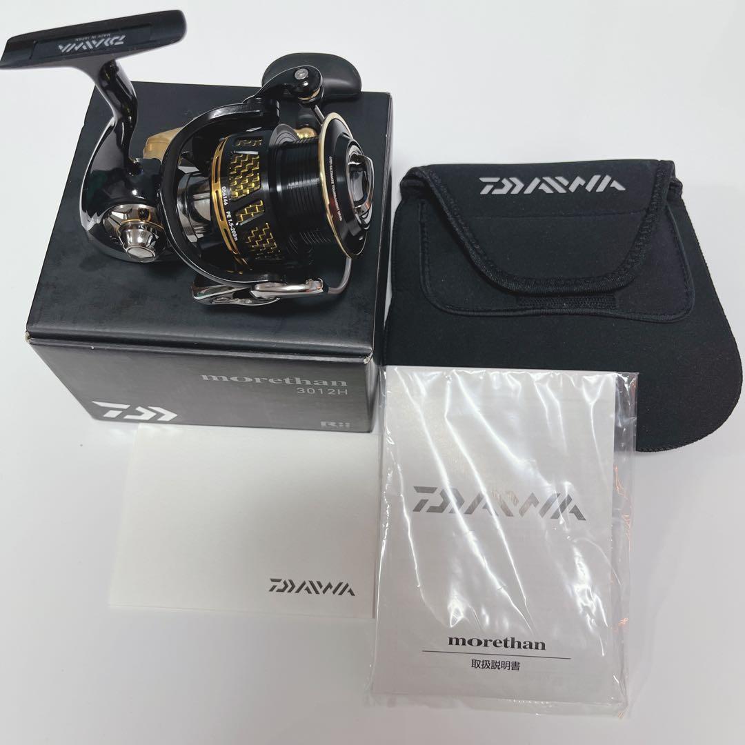 【超美品】　ダイワ　14 モアザン 3012H スピニングリール ブラック／金