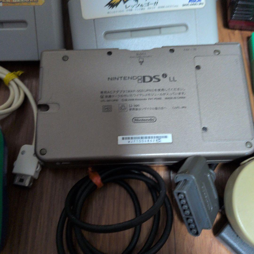 Wii本体とスーパーファミコンとファミコンとDSLLと各種ソフトセット